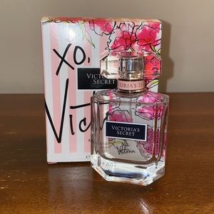 Victorias Secret perfume 😍